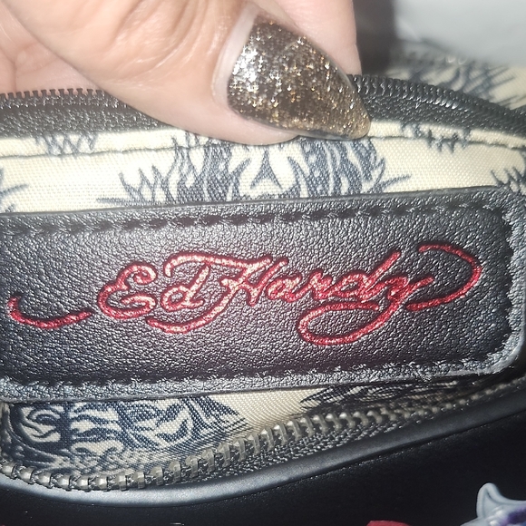 SOLD💢💢 Ed Hardy Love Kills Slowly Shoulder Bag - Picture 8 of 8